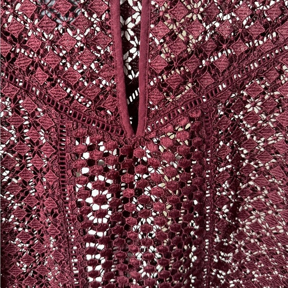 Abercrombie & Fitch Crochet Short Sleeve Blouse in Size Medium New With Tags - Picture 7 of 9